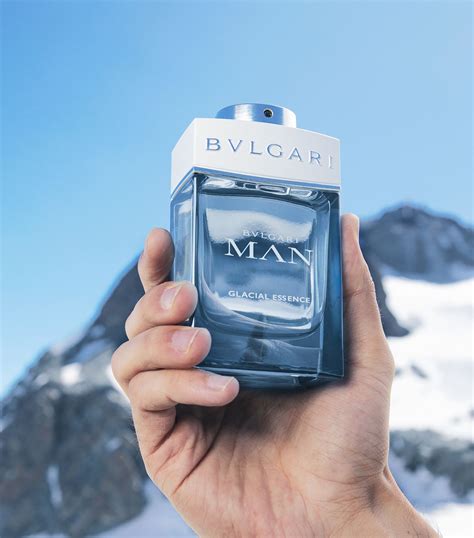 man glacial essence perfume.